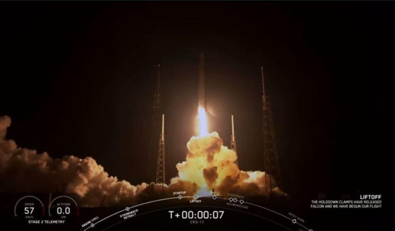 SpaceX :Cargo mission launched